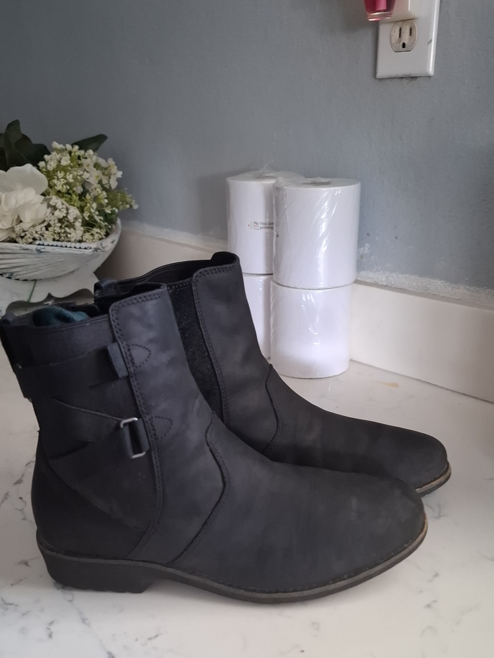 Teva Black Womens Ankle Boots